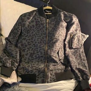 Like new Olive green/black Bomber Jacket, Medium